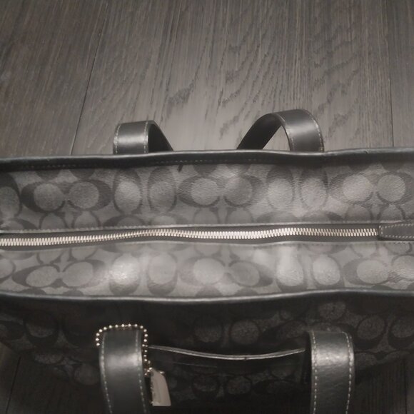 COACH Soft Tote/Briefcase Charcoal Signature - Picture 3 of 3
